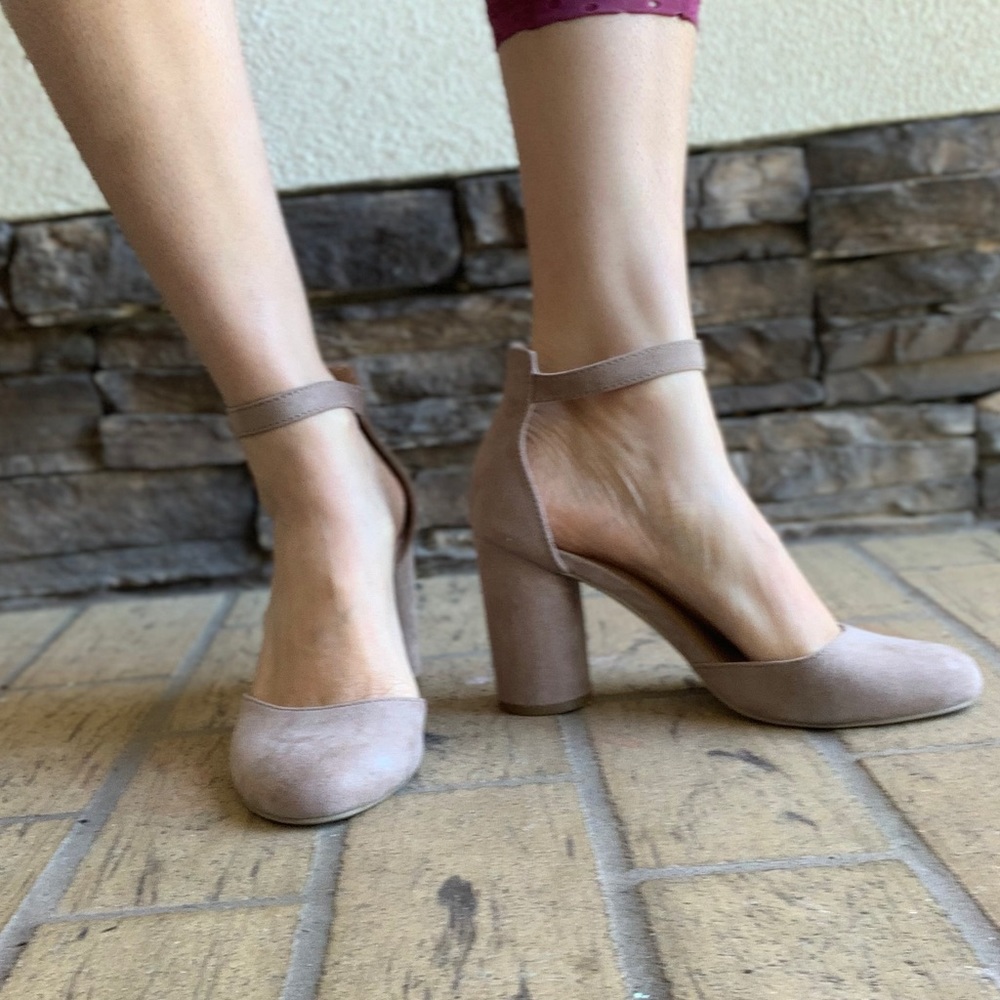 Lauren Conrad heels. Taupe/tan  color